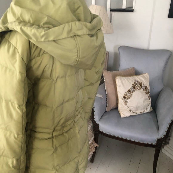 Calvin Klein Winter Warm Puffer Jacket w/Detachable Hood - Picture 5 of 10